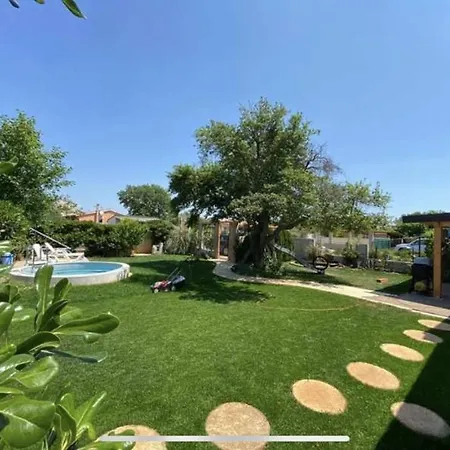 Ferienhaus Michelle Holiday home *